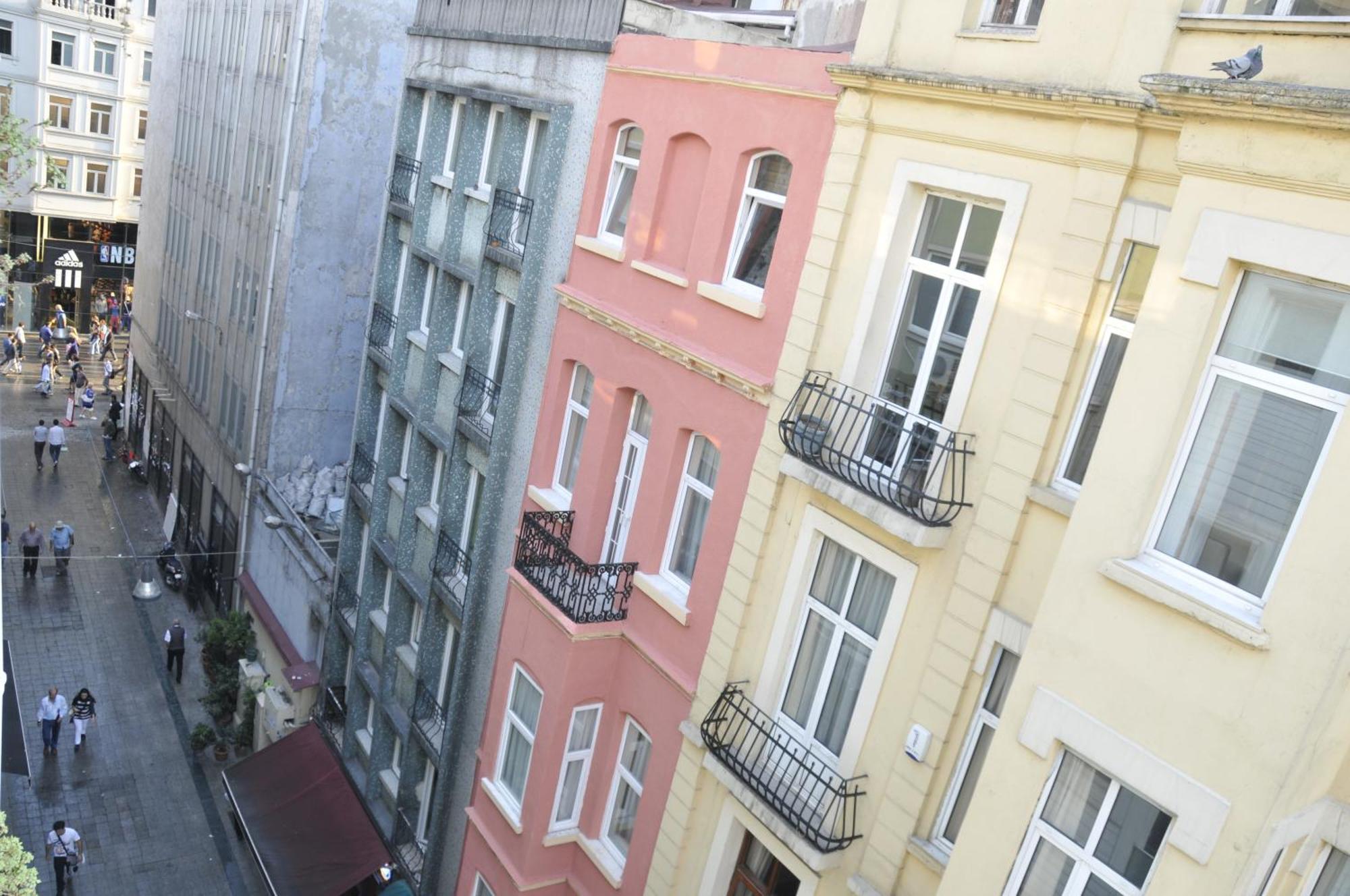Apartof (Adults Only) Istanbul Exterior photo